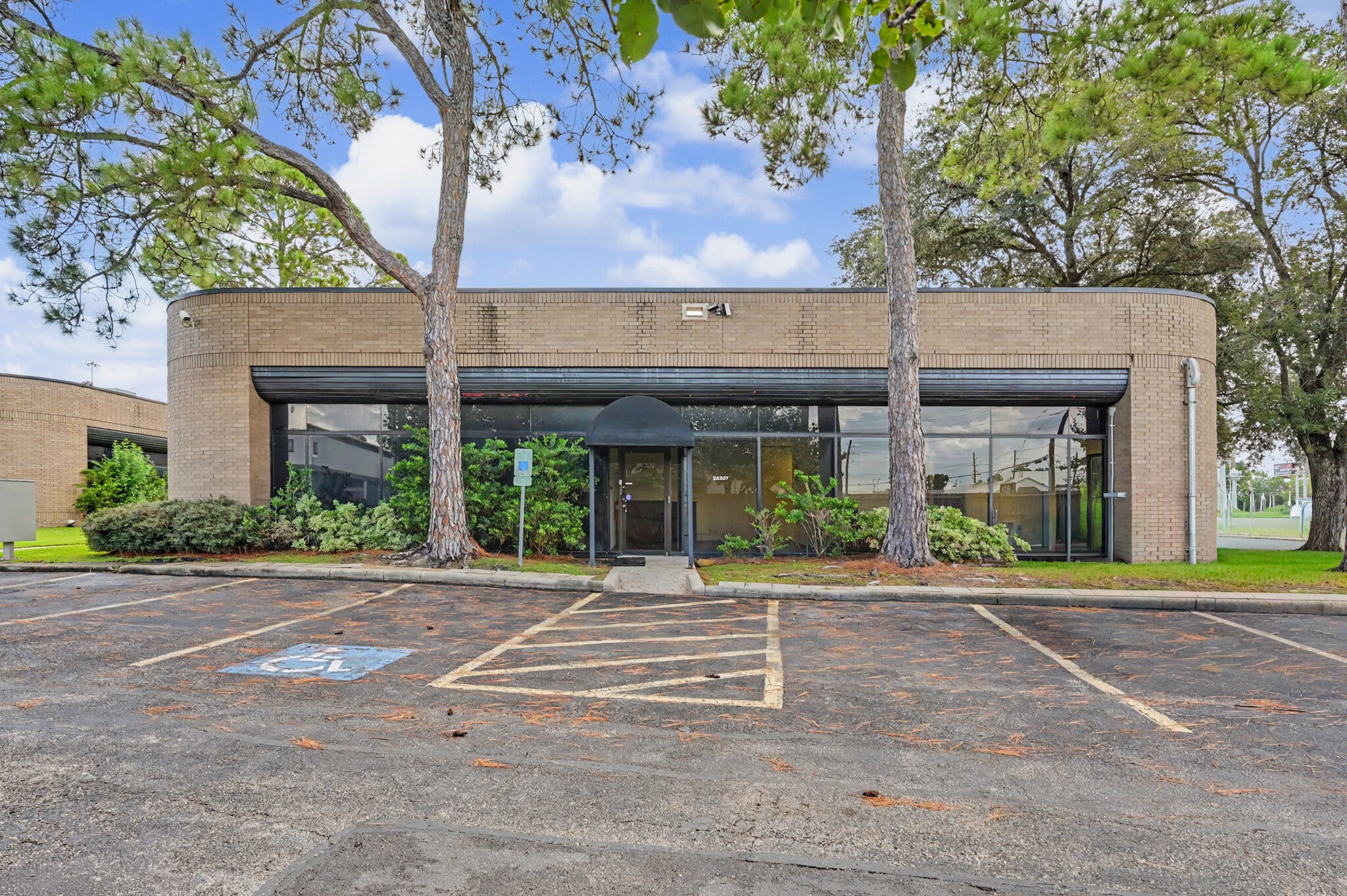 25307 I-45, Spring, TX for Rent