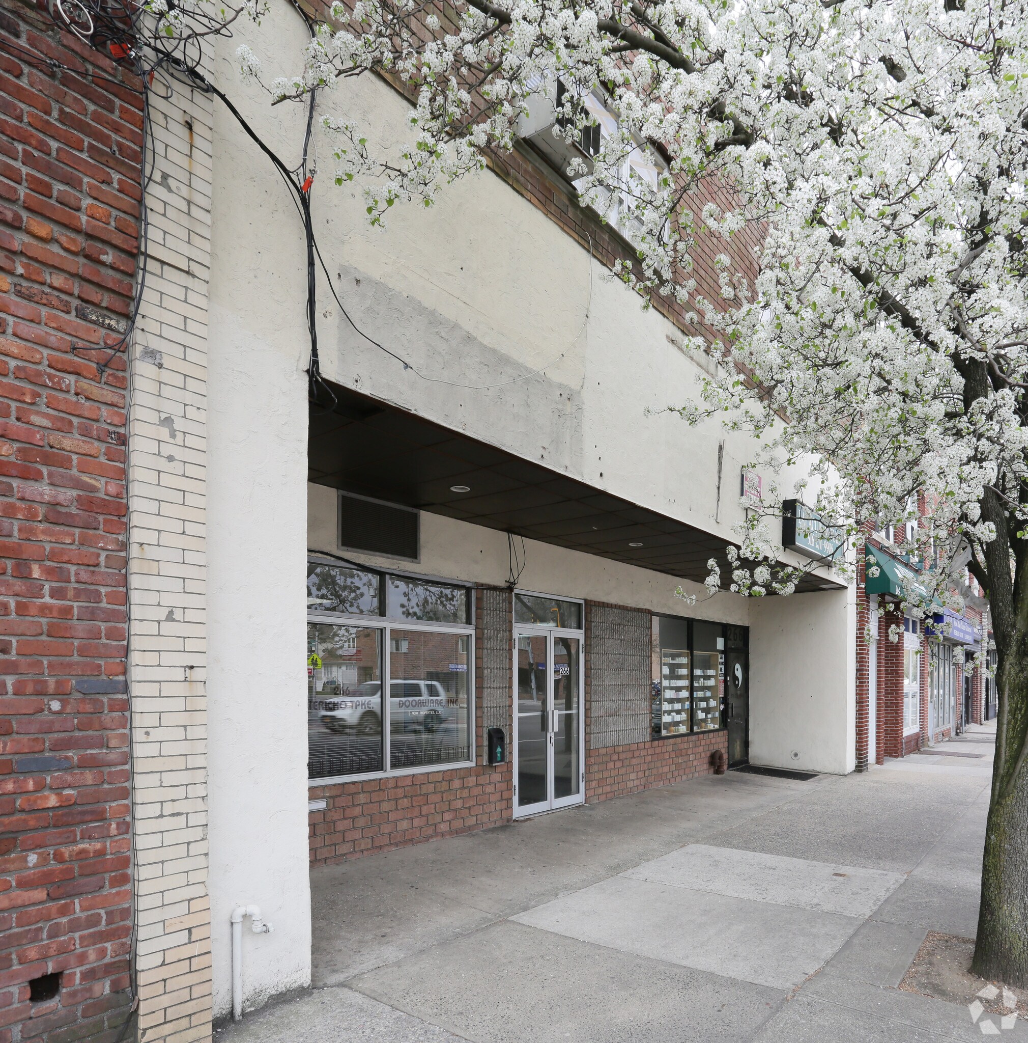 266 Jericho Tpke Floral Park, NY 11001 Office Property for Lease on
