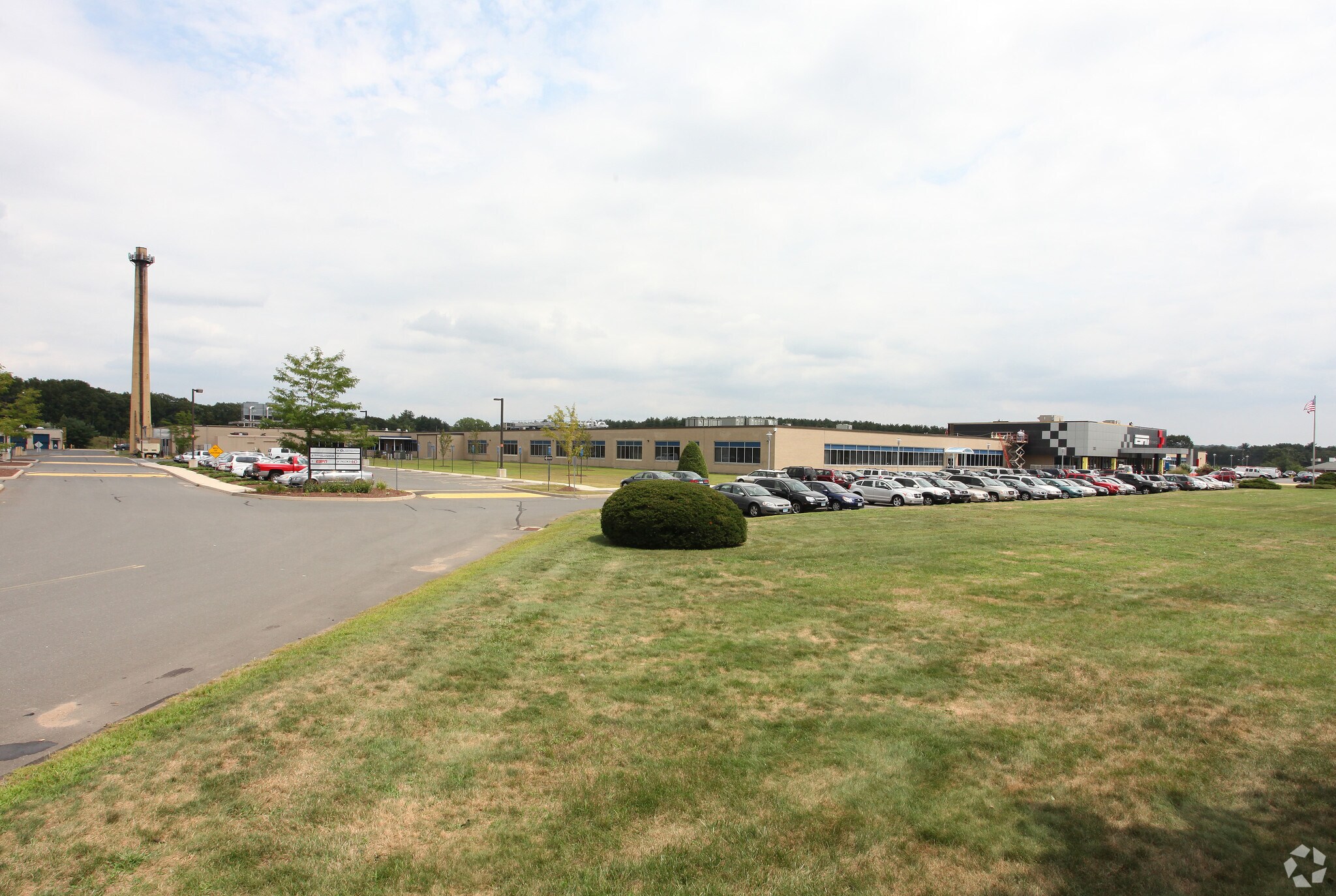 383 Middle St Bristol, CT 06010 Industrial Property for Lease on