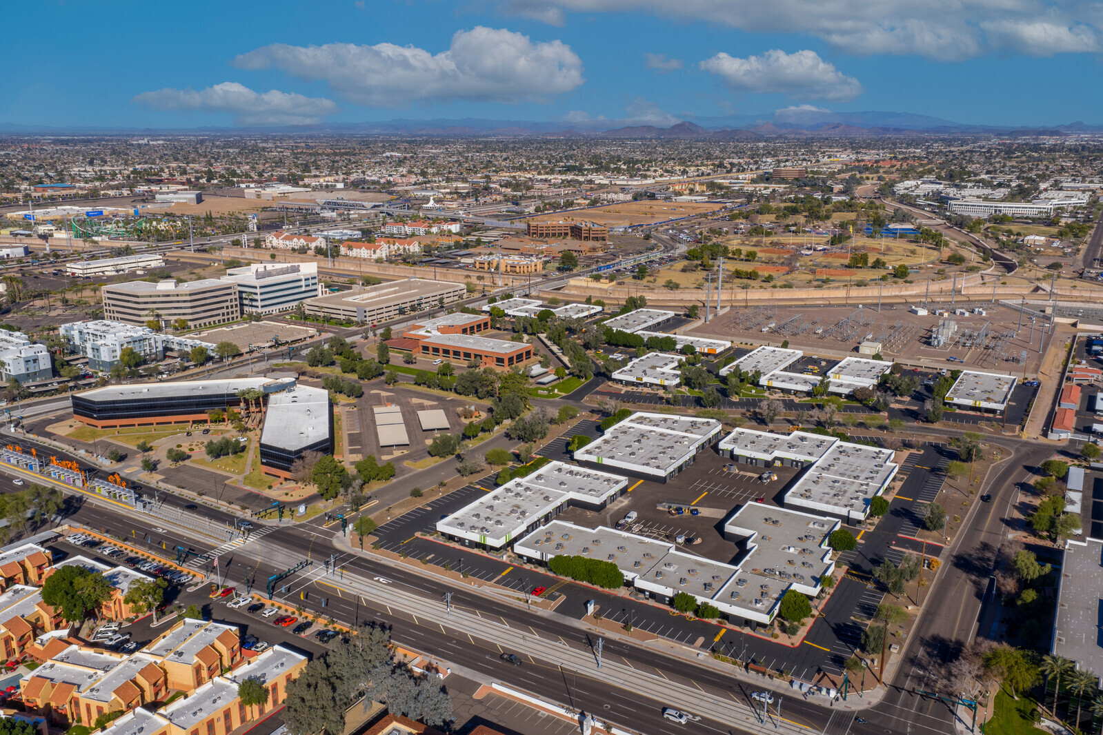 2440 W Mission Ln, Phoenix, AZ for Rent