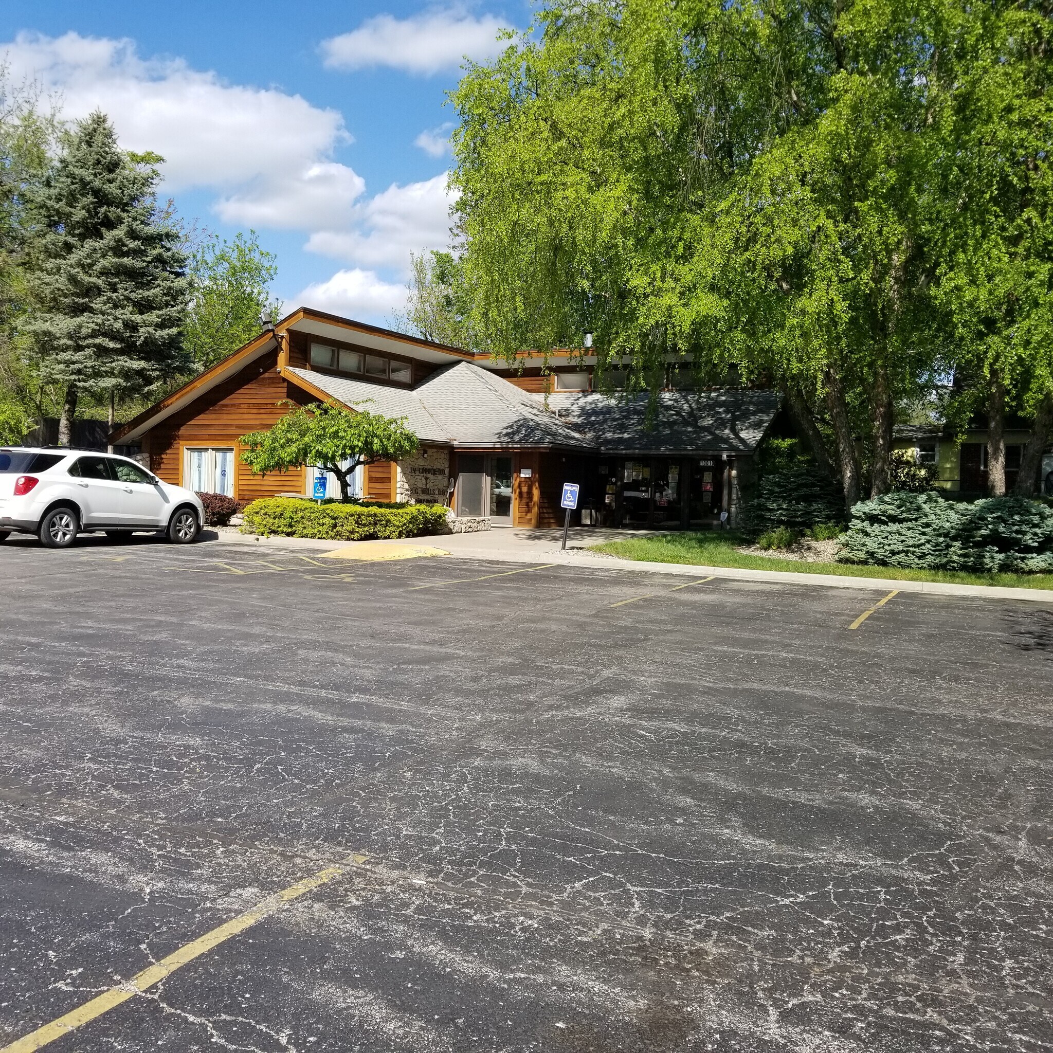 10010 E Truman Rd Independence, MO 64052 Health Care Property for