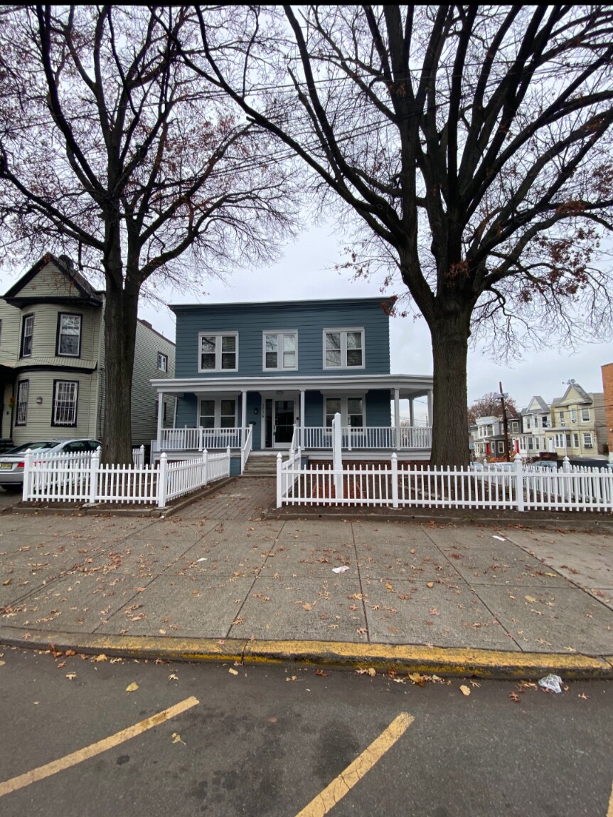3279 John F Kennedy Blvd, Jersey City, NJ for Sale