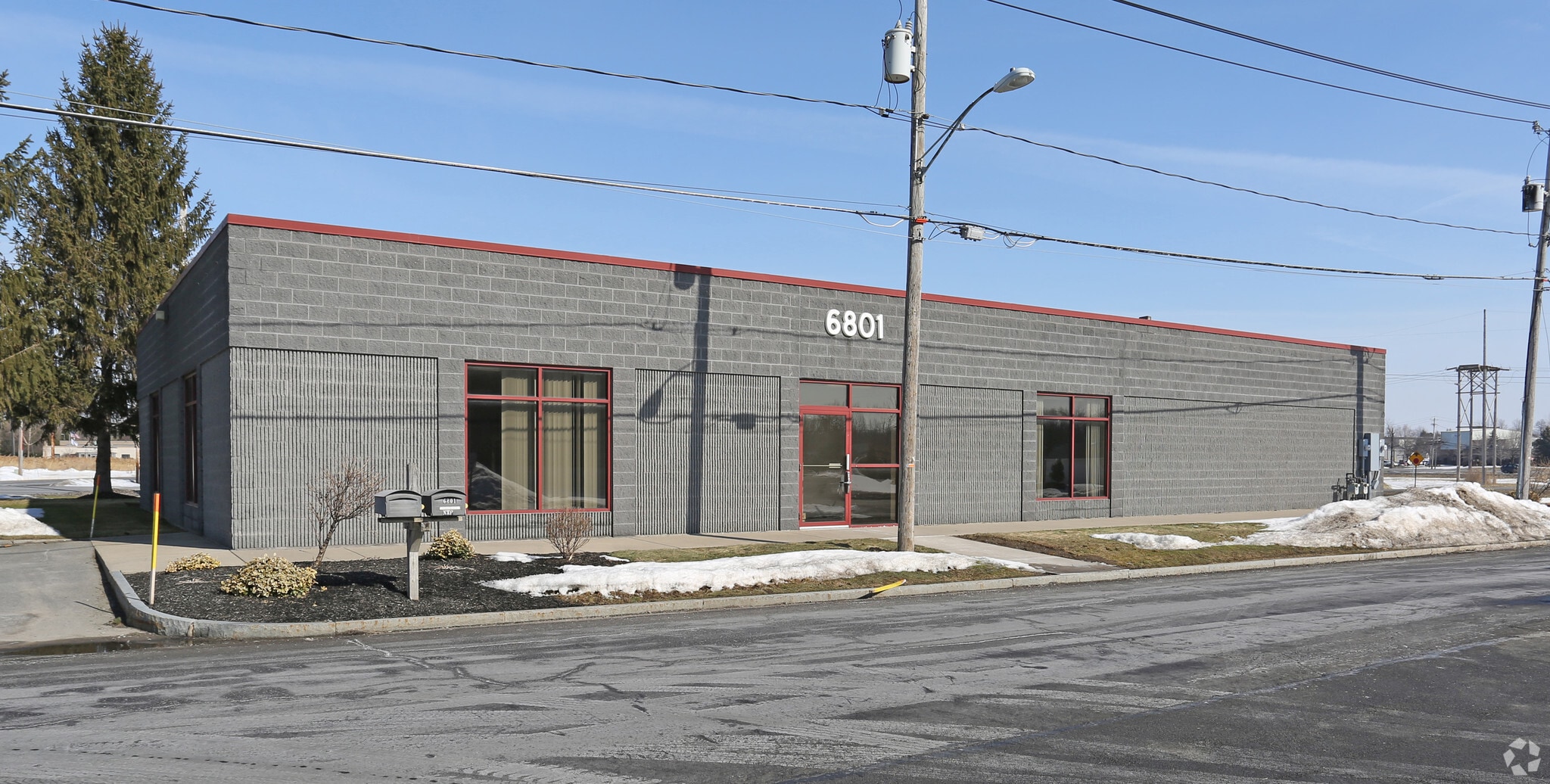 6801 Old Collamer Rd Ext, East Syracuse, NY for Rent