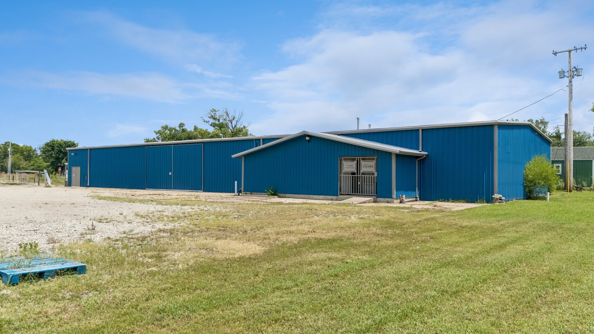 1422 E Fairview Ave, Nowata, OK for Sale