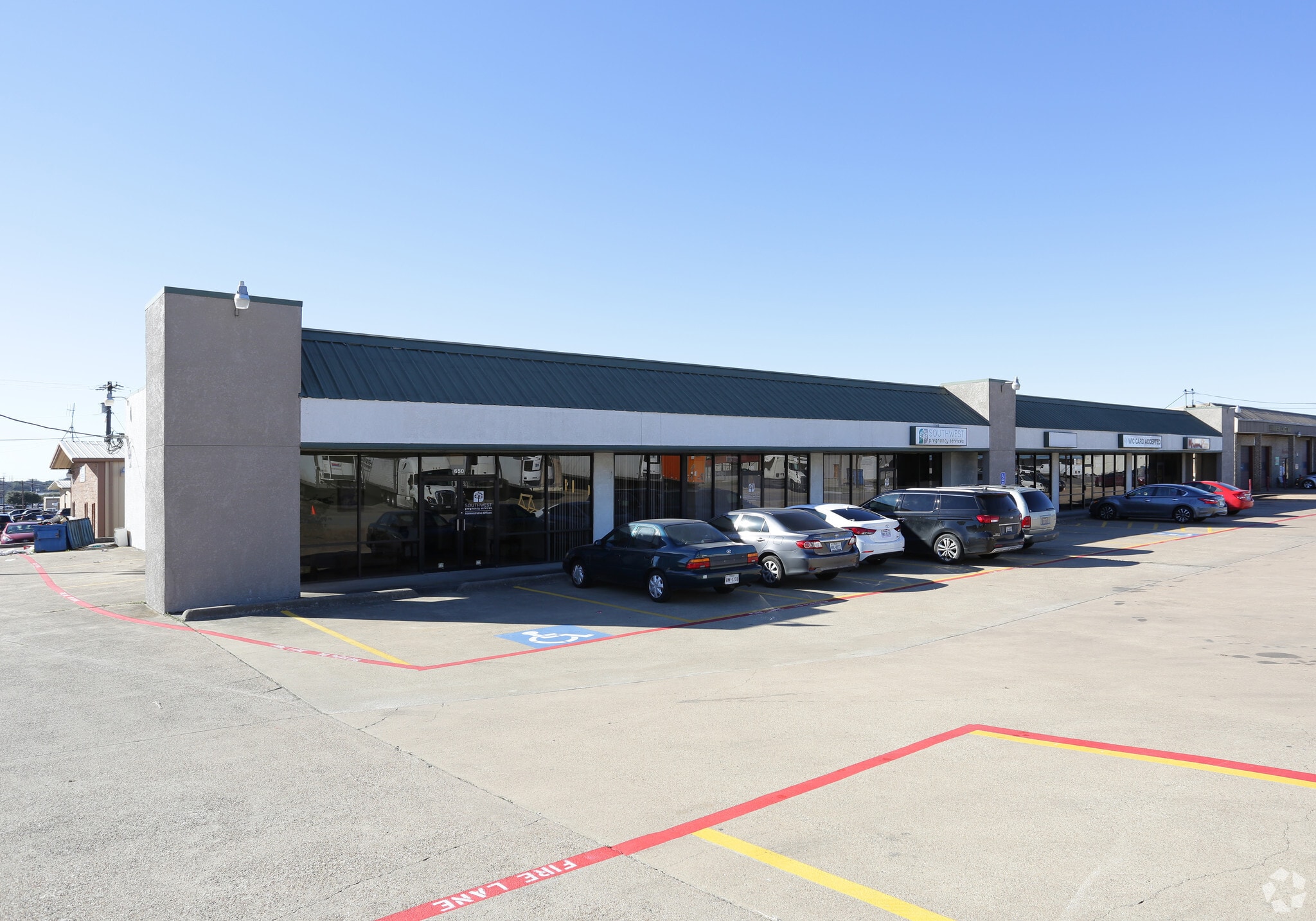 650-670 Big Stone Gap Rd, Duncanville, TX for Rent