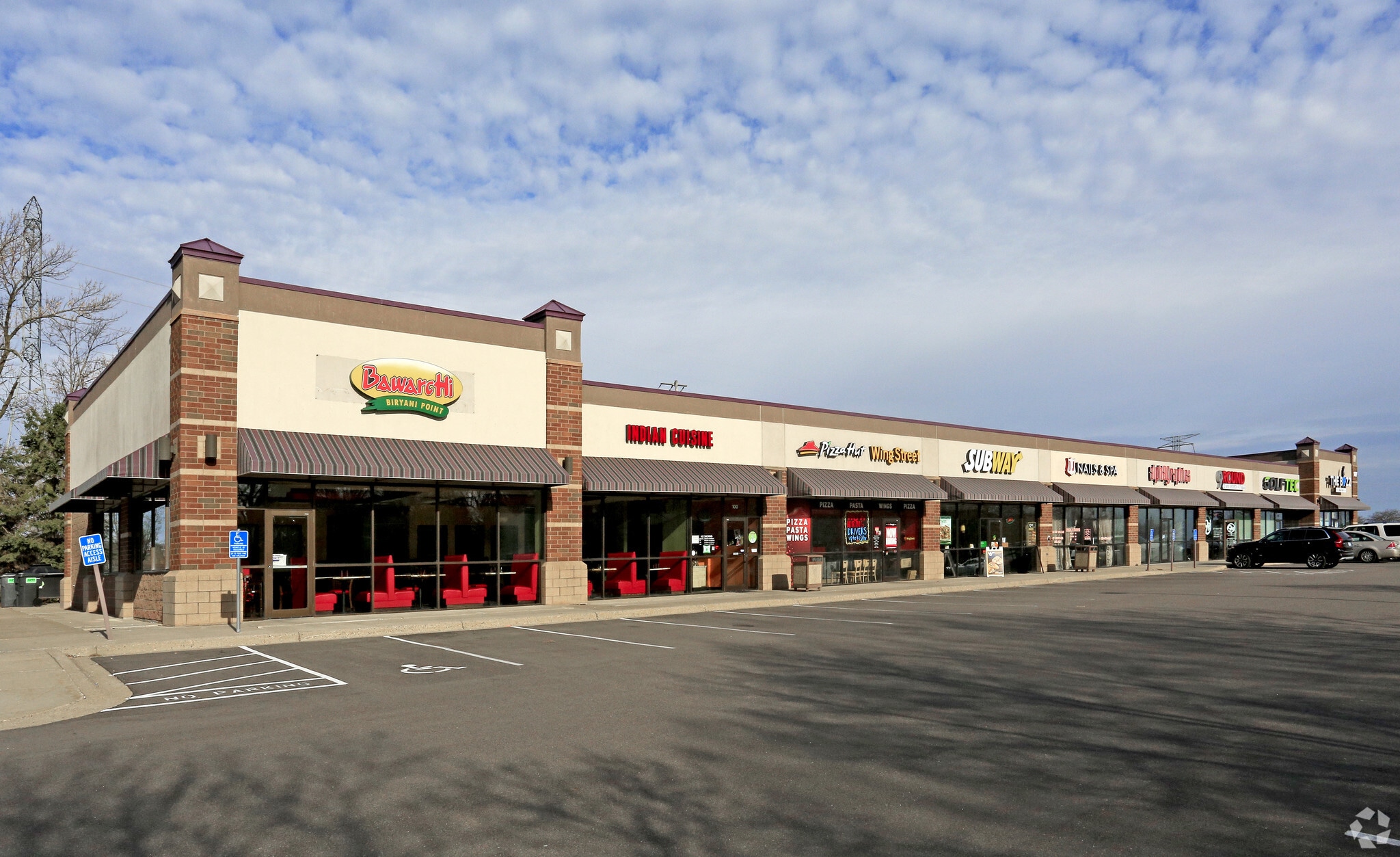 187 Cheshire Ln N, Plymouth, MN for Rent