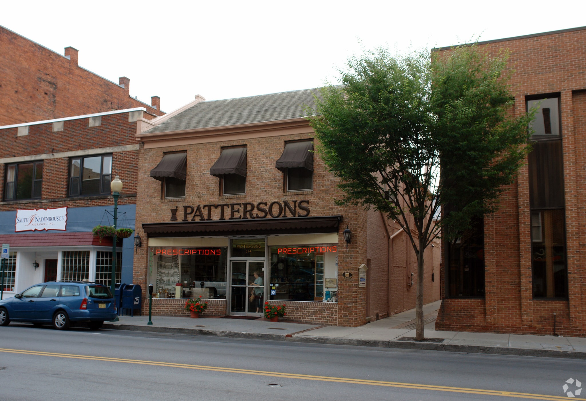 134 S Queen St, Martinsburg, WV for Sale