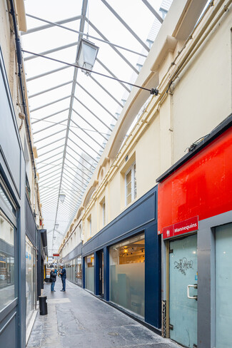 Paris, PAR Storefront - 32 Passage Du Caire