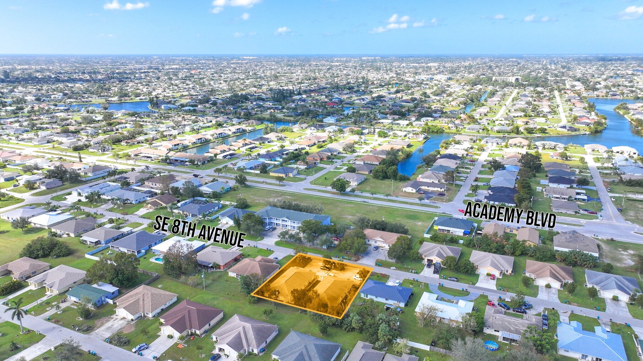 1321 SE 8th Ave, Cape Coral, FL for Sale