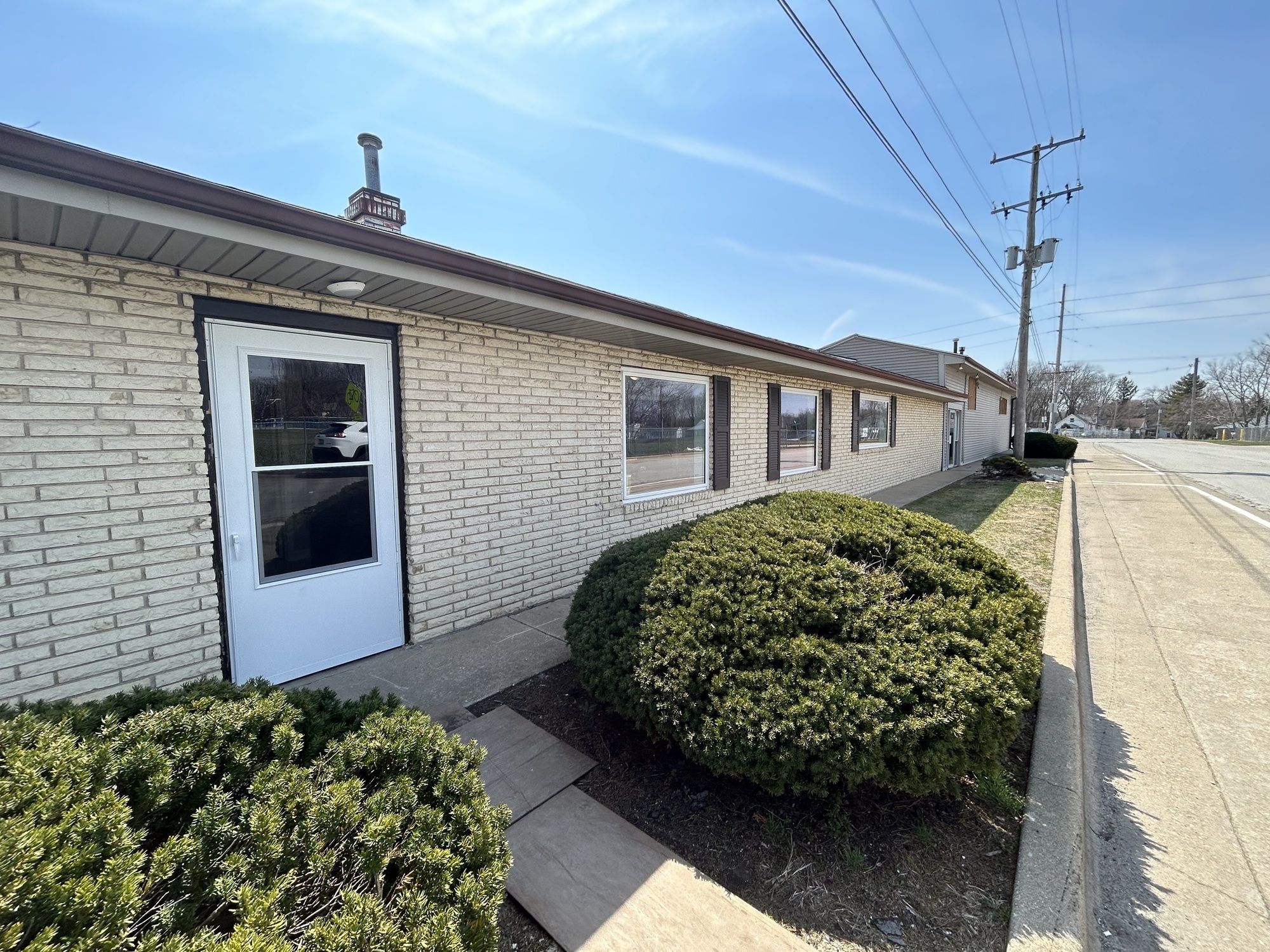 1001 Croxton Ave, Bloomington, IL for Rent