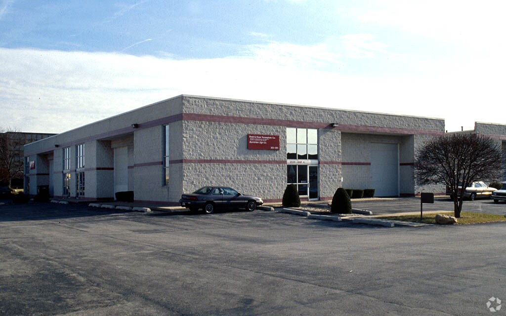 12539 Holiday Dr Alsip, IL 60803 Flex Property for Lease on