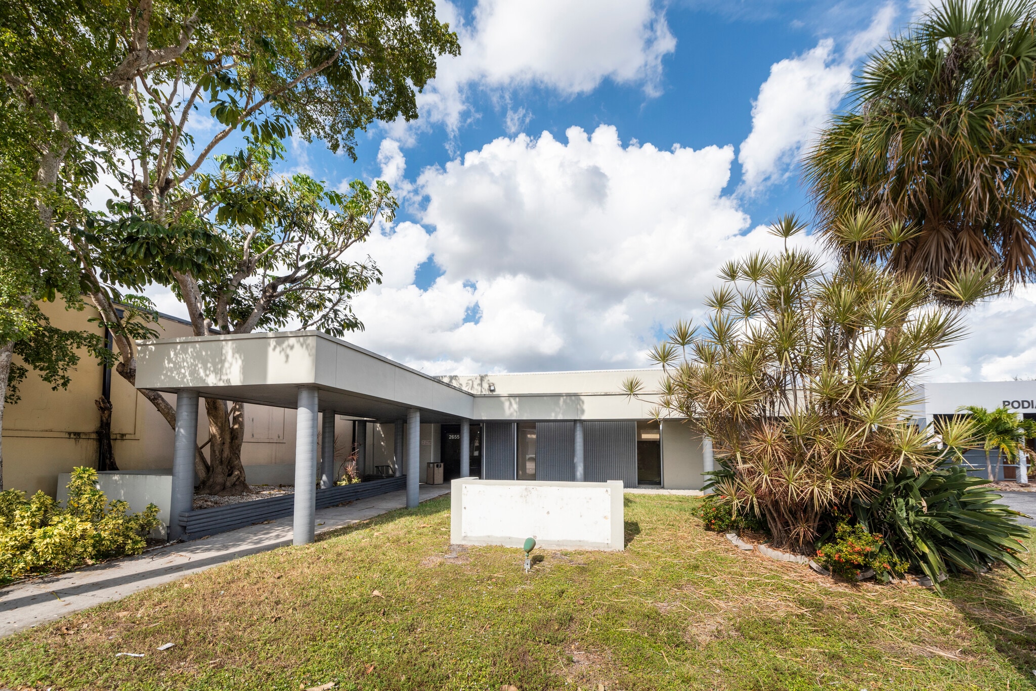 2655 Hollywood Blvd Hollywood, FL 33020 Office Property for Lease on