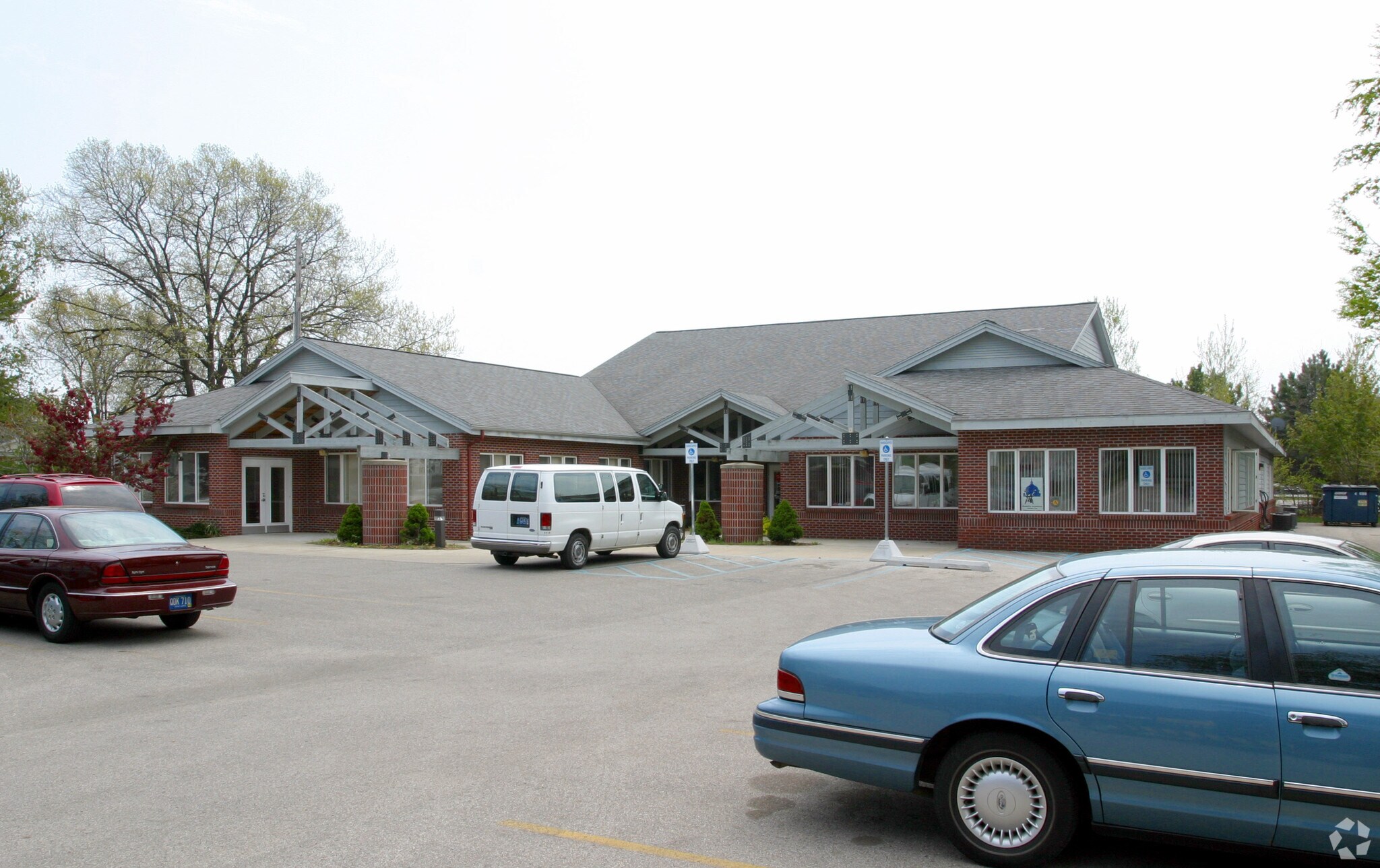 493 W Norton Ave Norton Shores, MI 49444 Office Property for Sale on