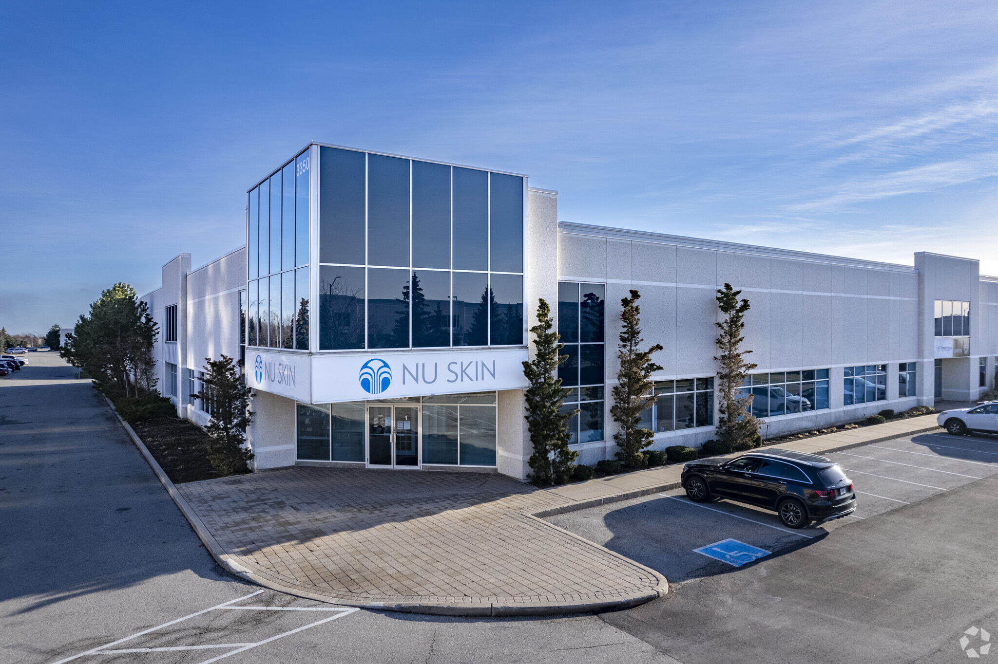 3350 Ridgeway Dr, Mississauga, ON for Rent