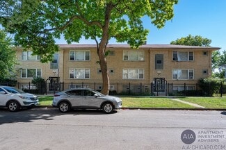 Chicago, IL Apartments - 51-57 N Pine Ave