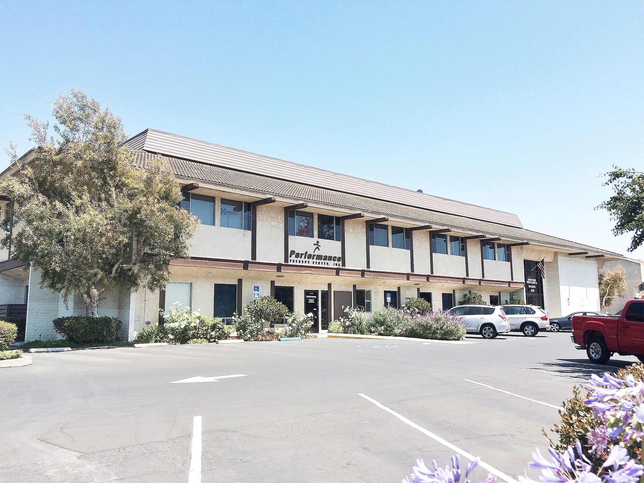 450 Rosewood Ave, Camarillo, CA for Rent