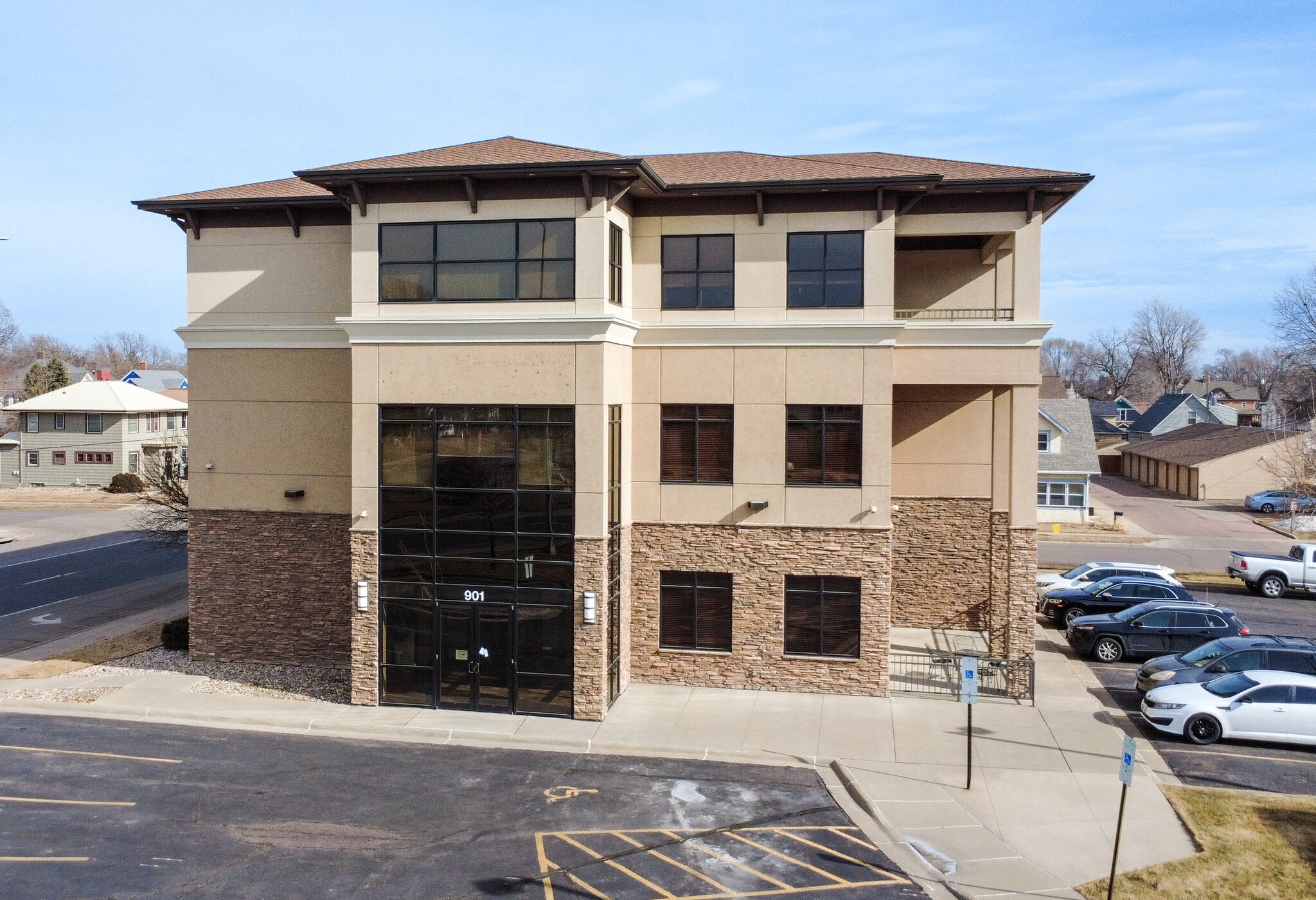 901 W 10th St, Sioux Falls, SD for Rent