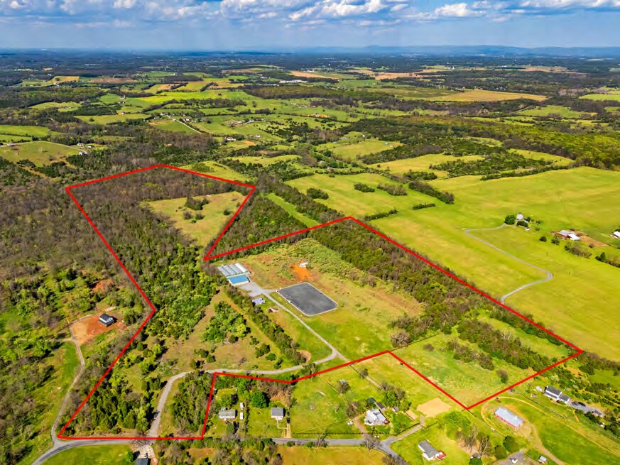 1070 Wadesville Rd, Berryville, VA for Sale