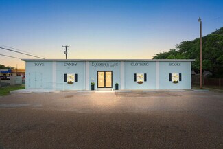Rockport, TX Storefront Retail/Office - 1700 Highway 35 N