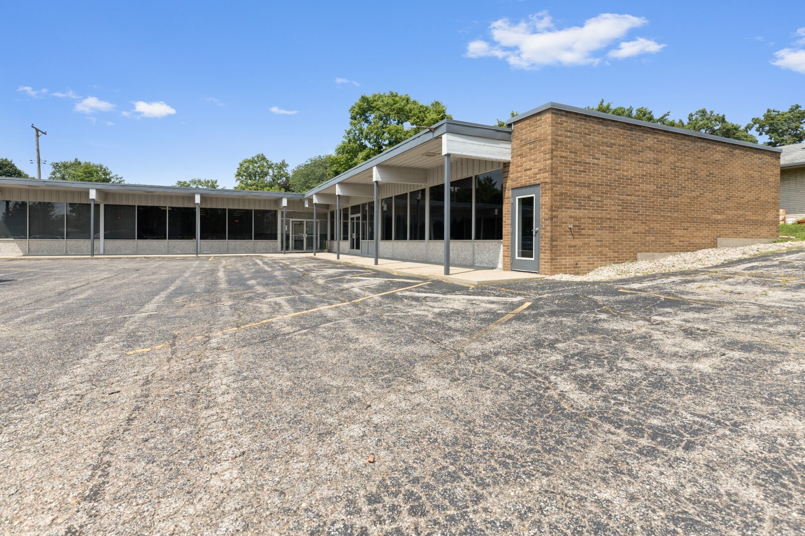728 N Prospect St, Rockford, IL for Sale