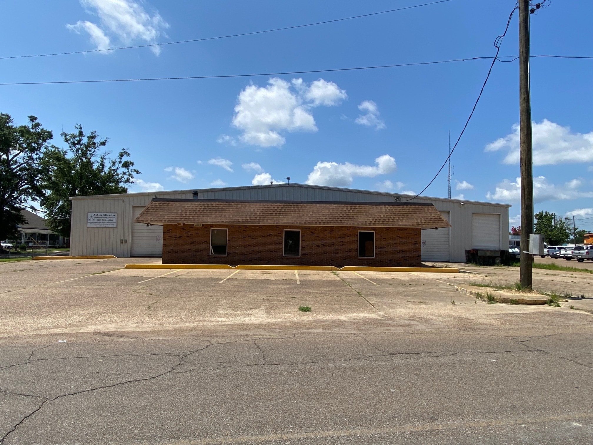 1824 3rd Ave N, Columbus, MS for Rent