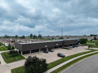 Gardner, KS Showroom - 800 Creekside Dr