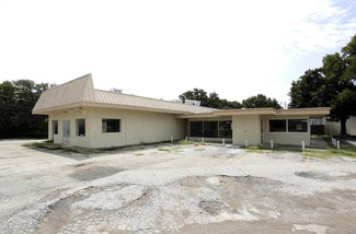 River Oaks, TX Office/Retail - 5149 River Oaks Blvd