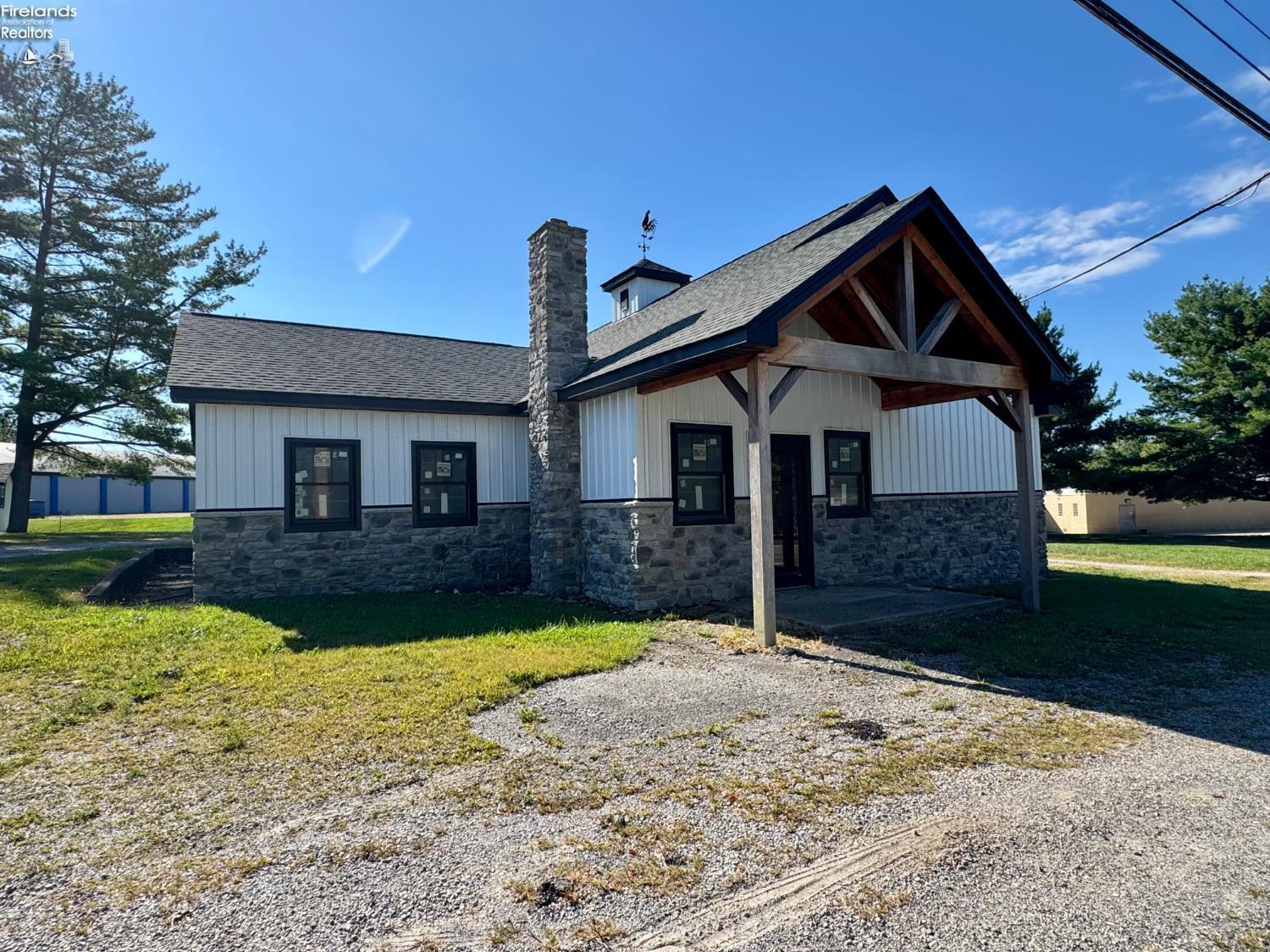 720 Medina St, Lodi, OH for Sale