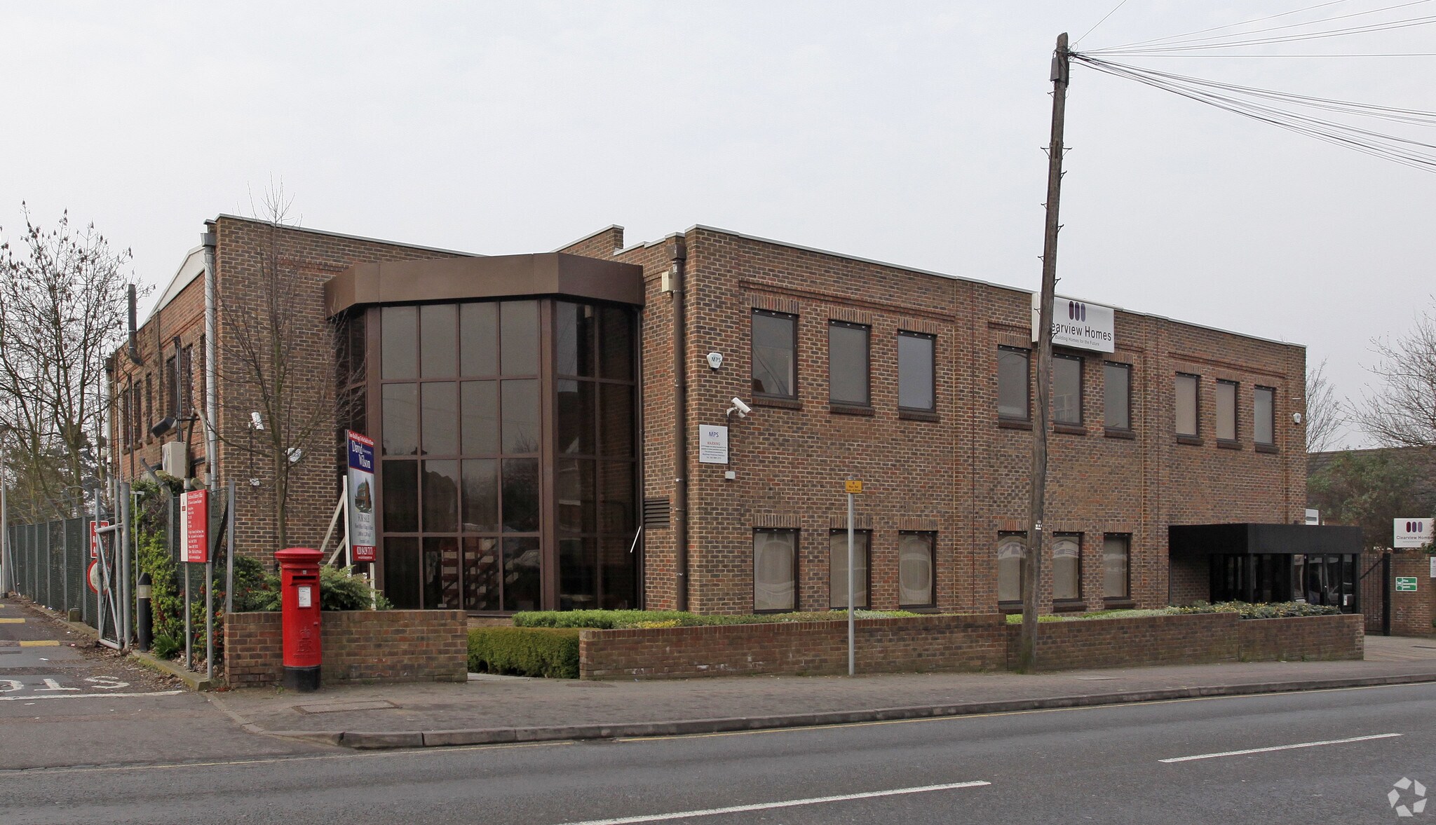 209 Pinner Rd, Northwood, MDS for Sale