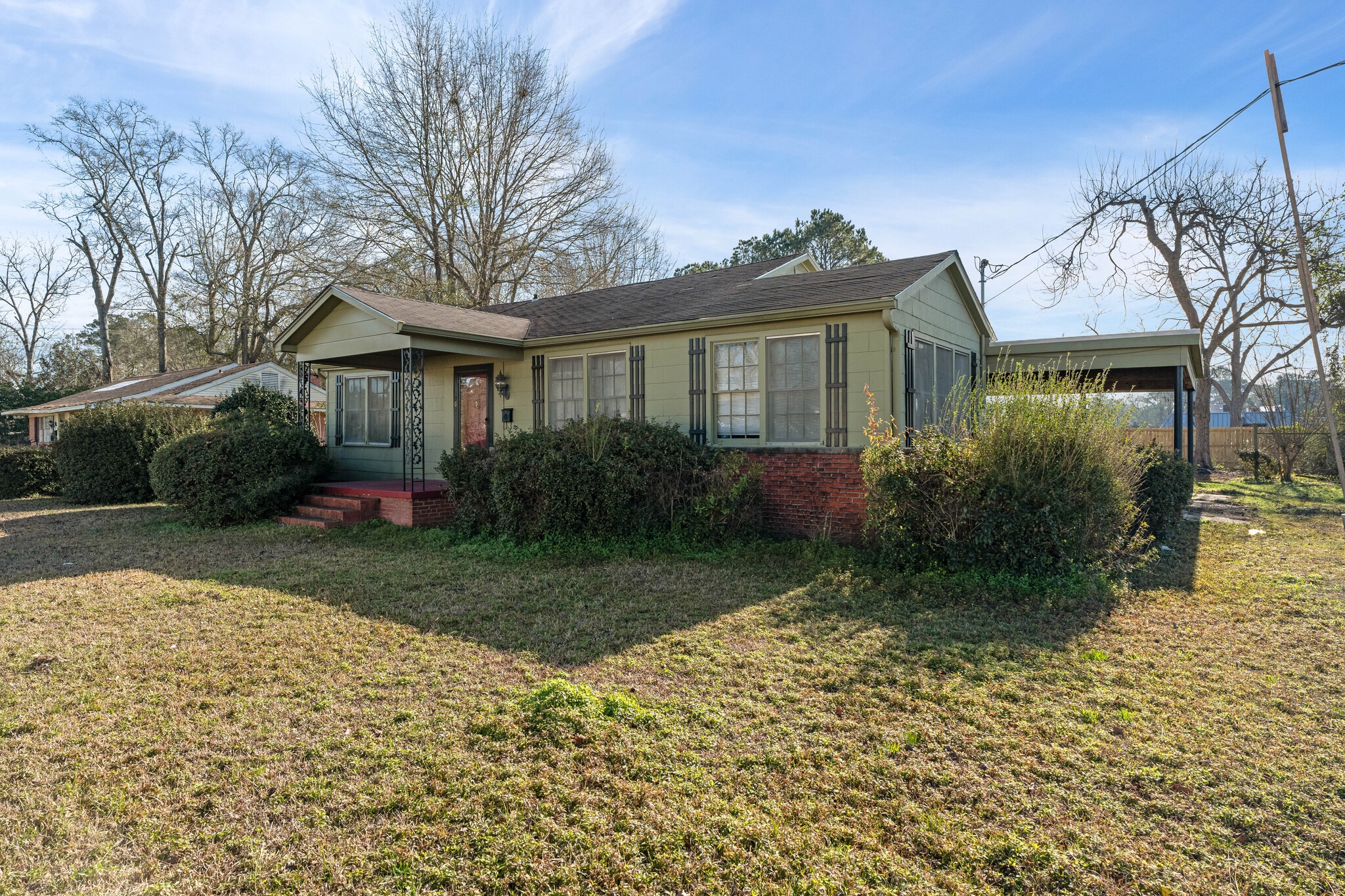 902 Court St, Waynesboro, MS for Sale