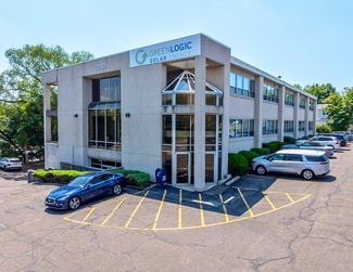 200-220 S Service Road, Roslyn, NY