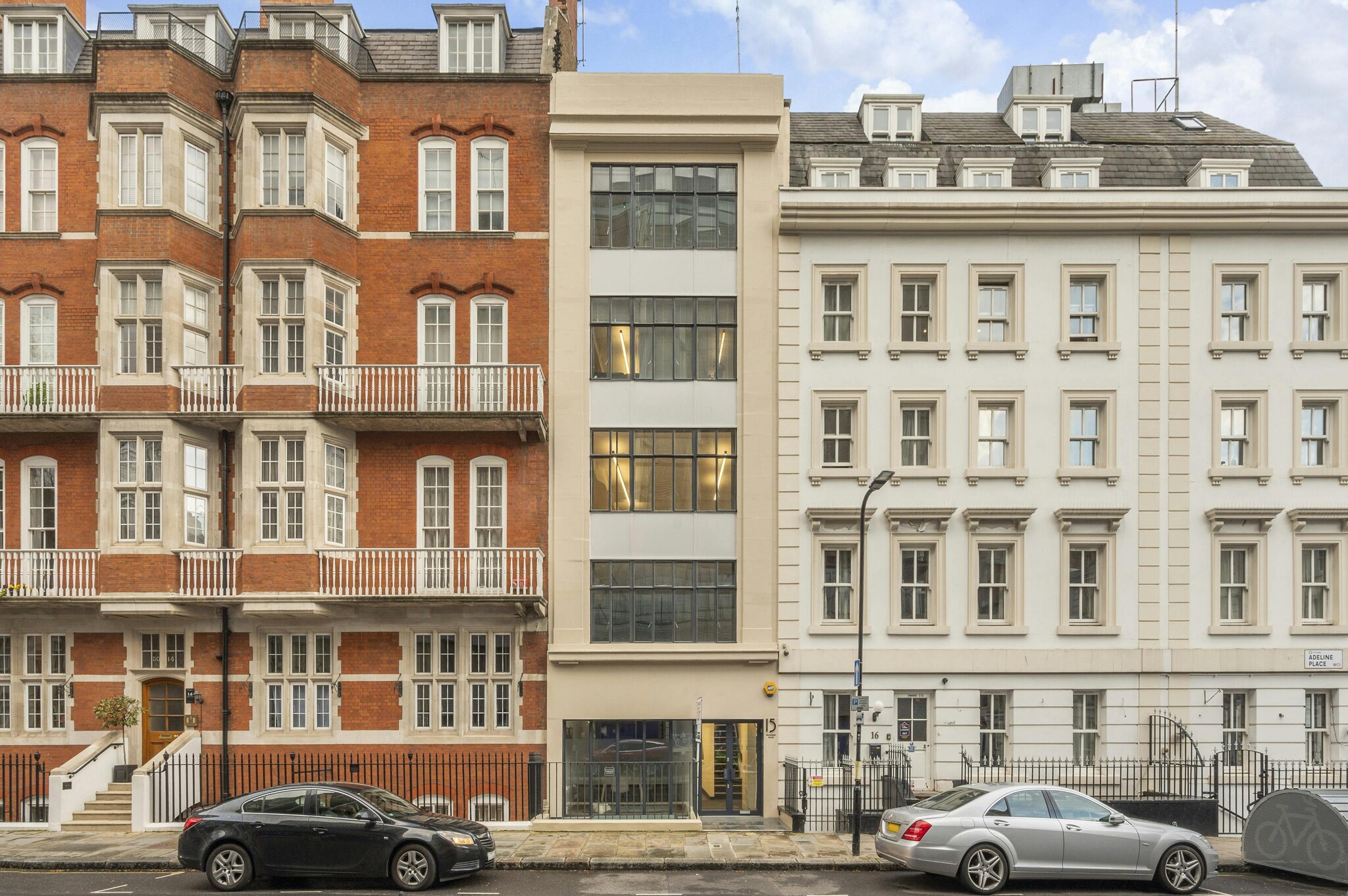 15 Adeline Pl, London, LND for Rent