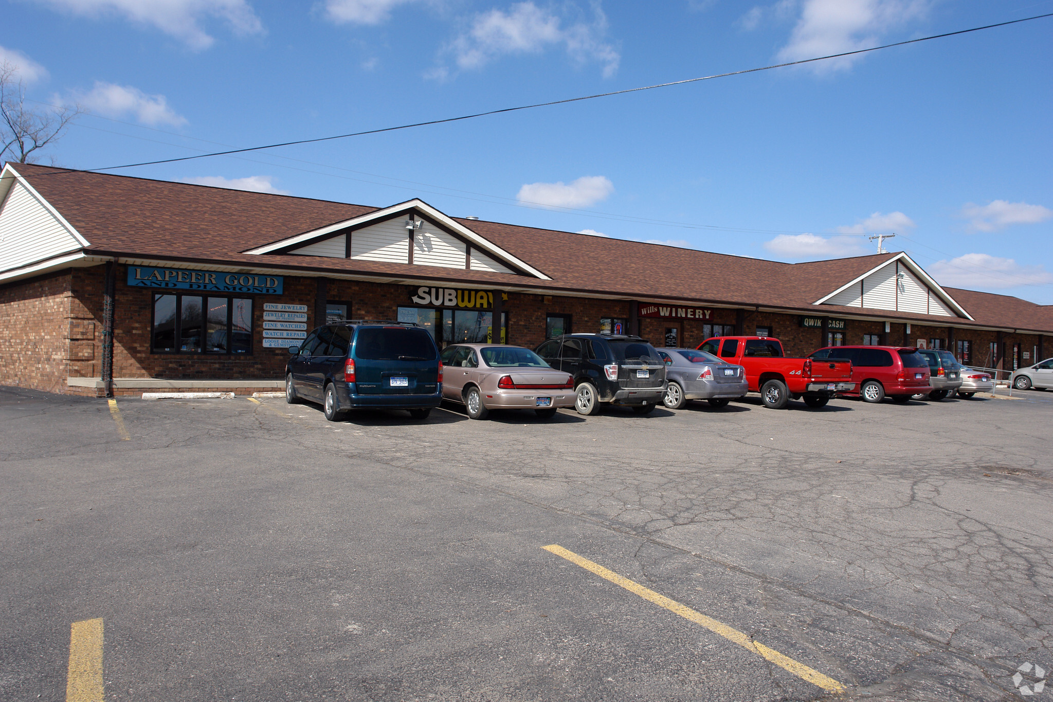 814 S Main St, Lapeer, MI for Rent