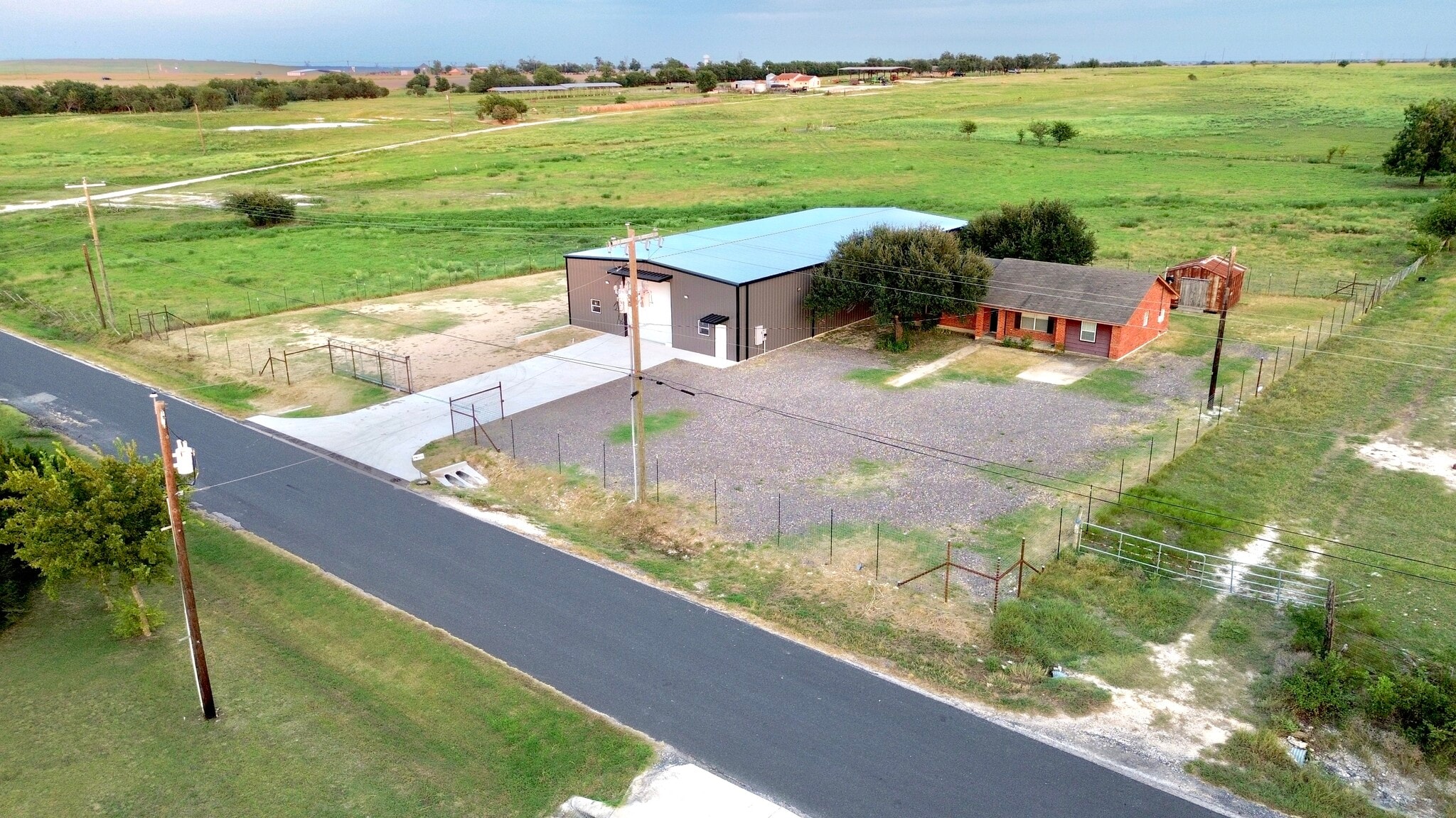 2250 County Road 107, Hutto, TX for Rent