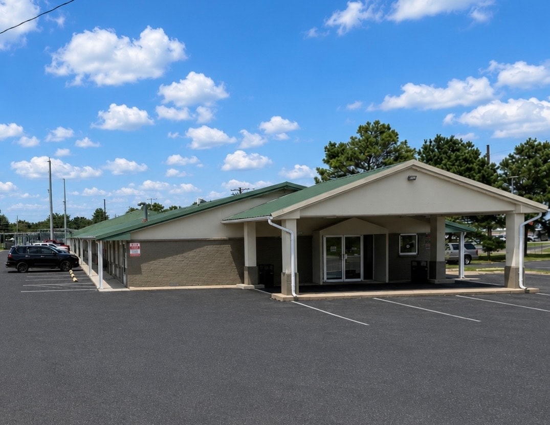 1004 US Highway 51 Byp W, Dyersburg, TN for Sale