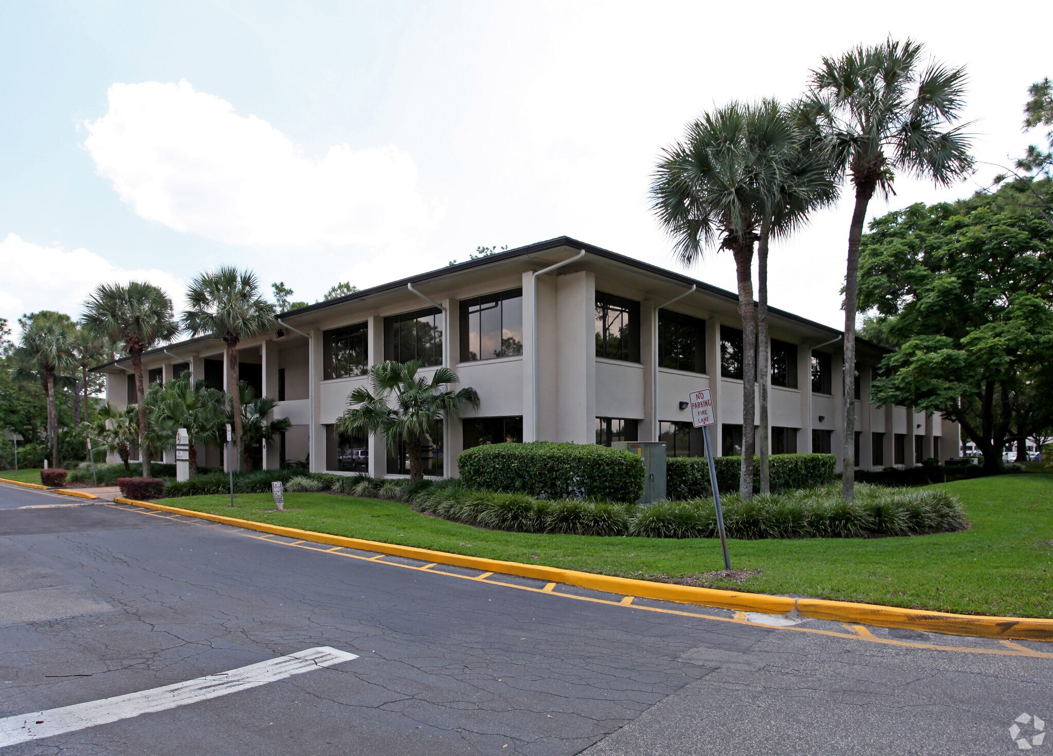 1035 S Semoran Blvd, Winter Park, FL for Rent