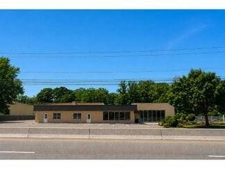 Middletown, NJ Showroom - 1400 Rt-35