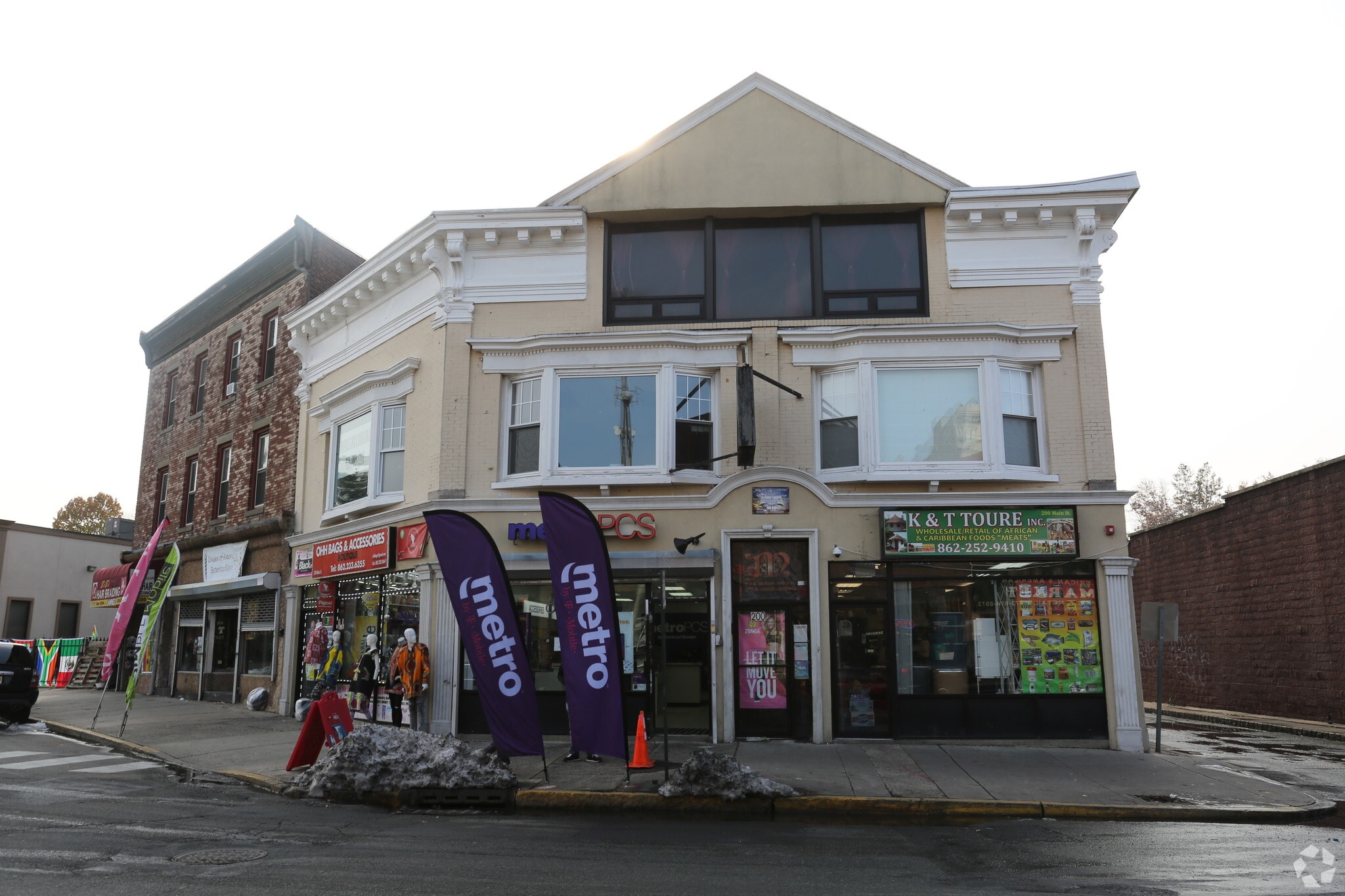 200 Main St, Orange, NJ for Rent