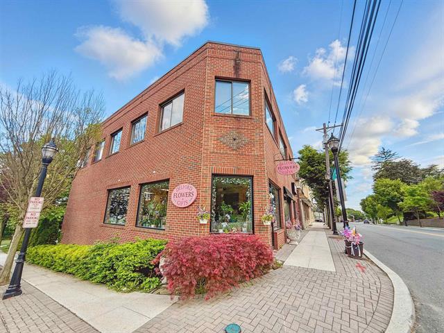 854 Kinderkamack Rd, River Edge, NJ for Rent