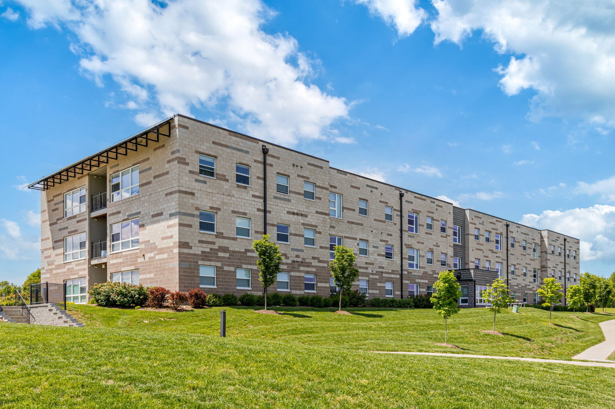 1100 Campus Lake Dr, Cottleville, MO for Sale