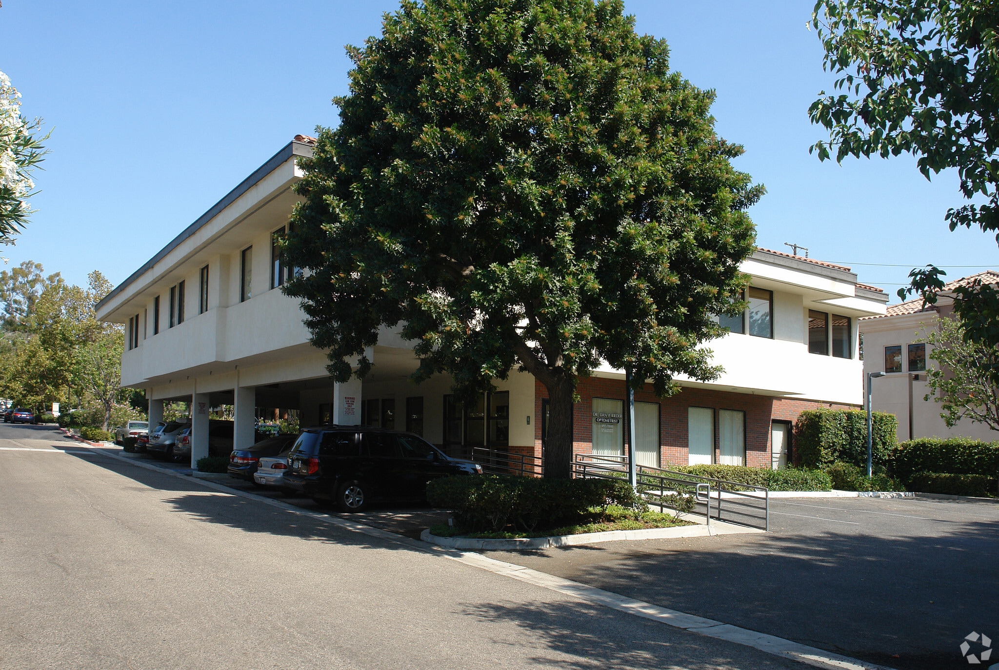 155 Wilbur Rd, Thousand Oaks, CA for Sale