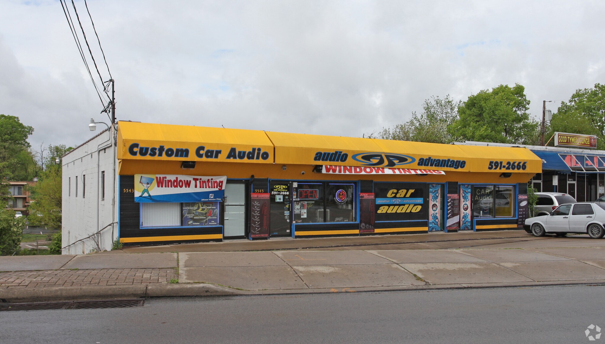 5543 Colerain Ave, Cincinnati, OH for Rent