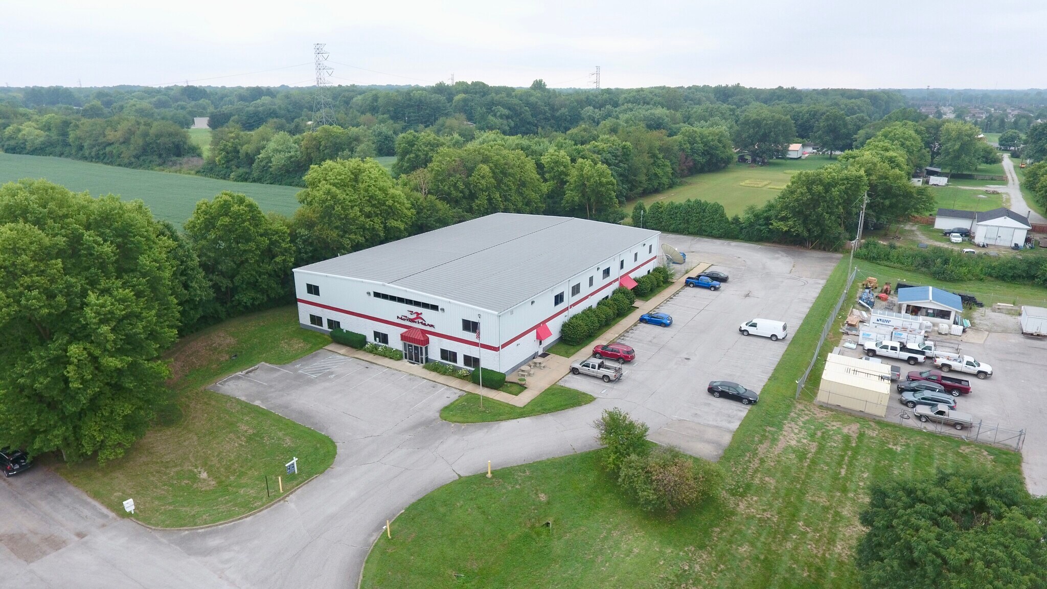 1315 Sunday Dr Indianapolis, IN 46217 Industrial Property for Sale on