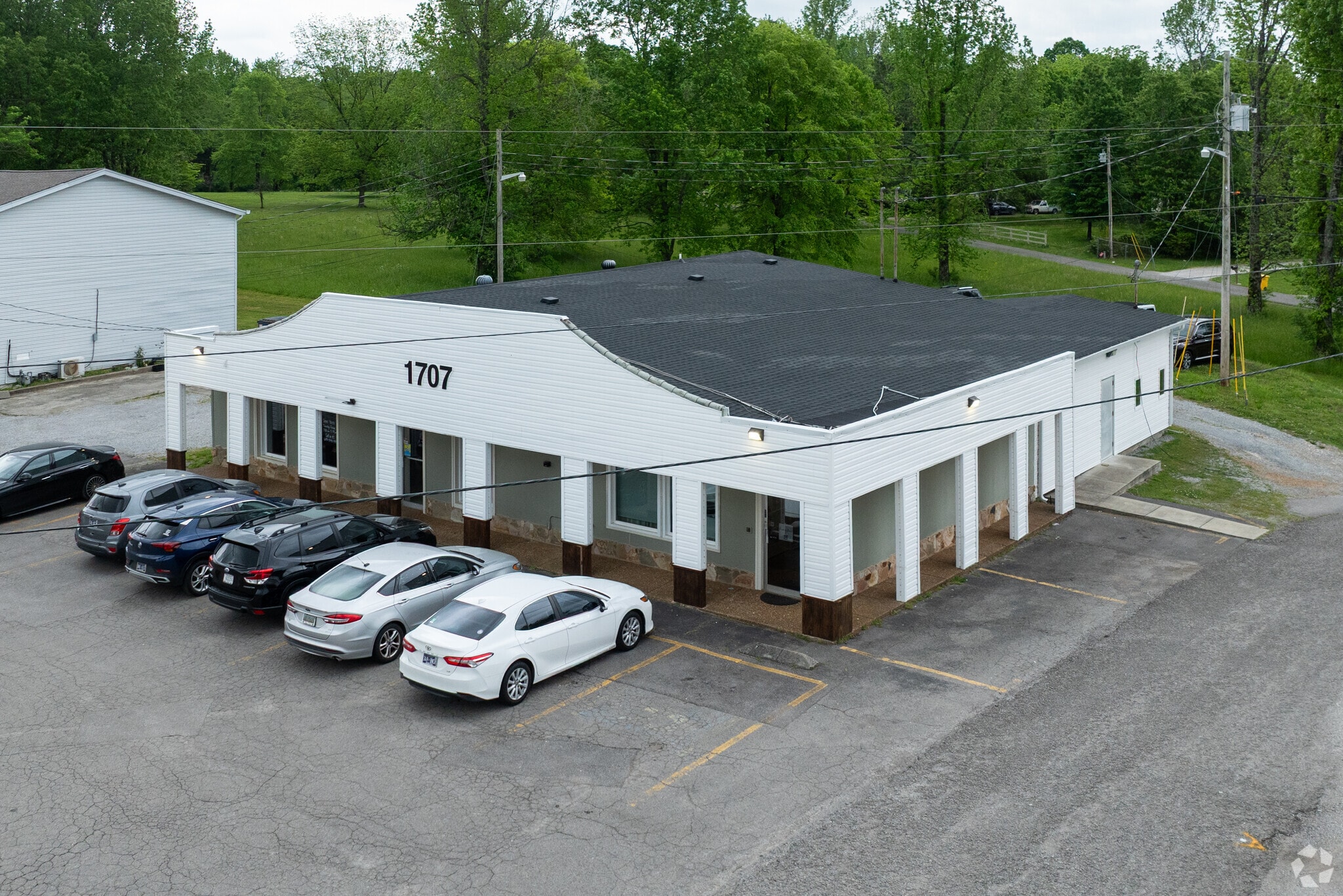 1707 Fairview Blvd, Fairview, TN for Rent