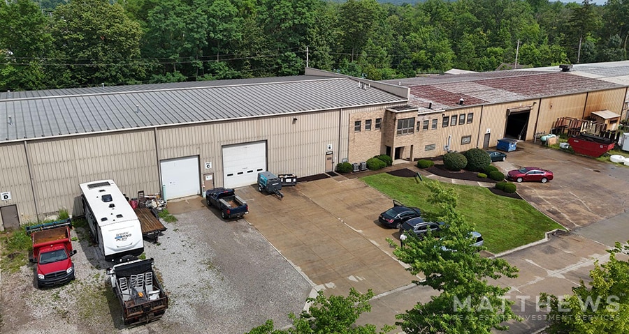 9664 Akins Rd, North Royalton, OH for Rent