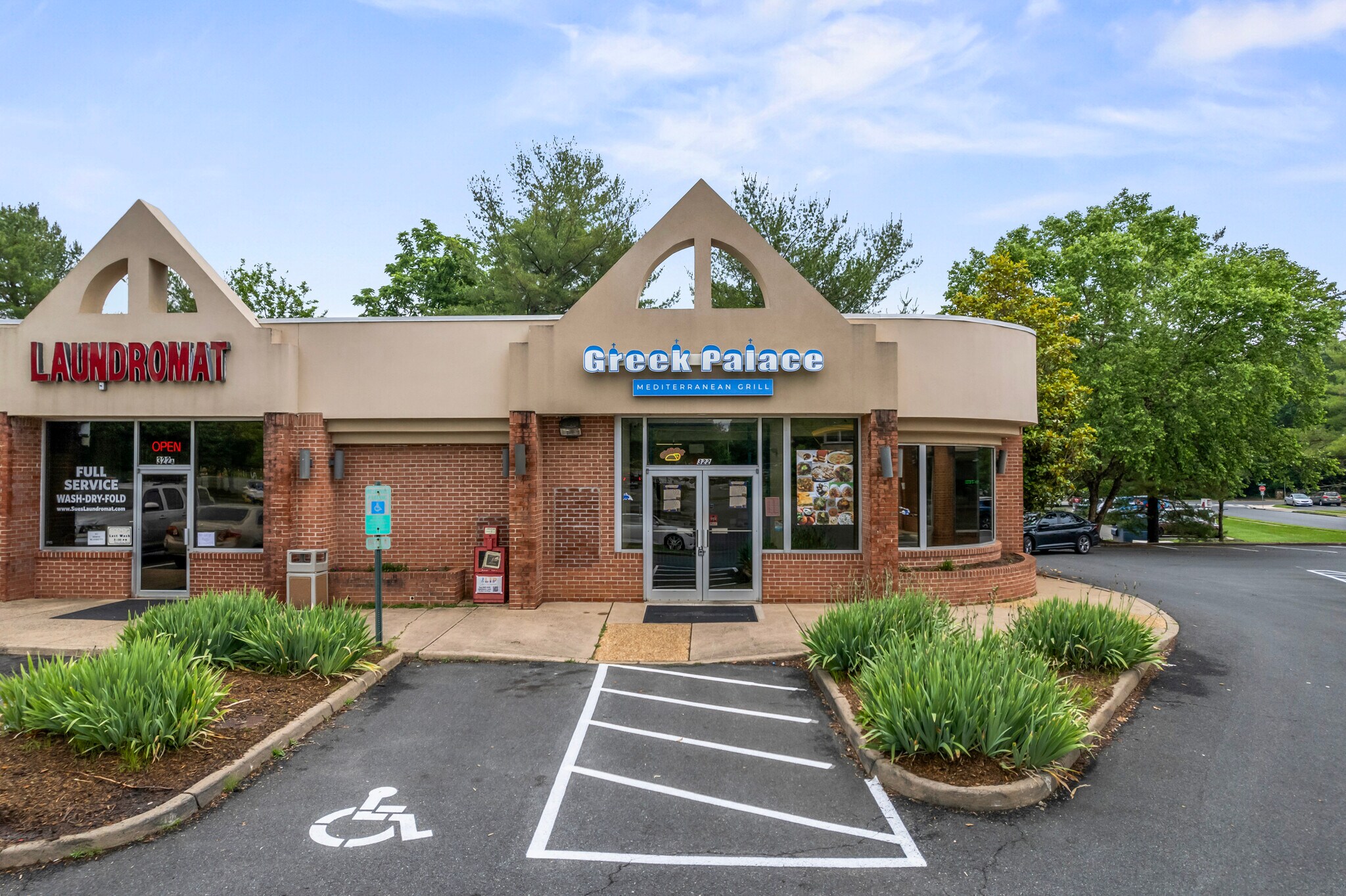 322-323 W Lee Hwy, Warrenton, VA for Rent