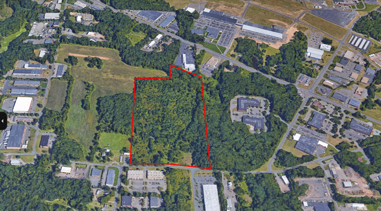 62 W Dudley Town Rd, Bloomfield, CT for Sale