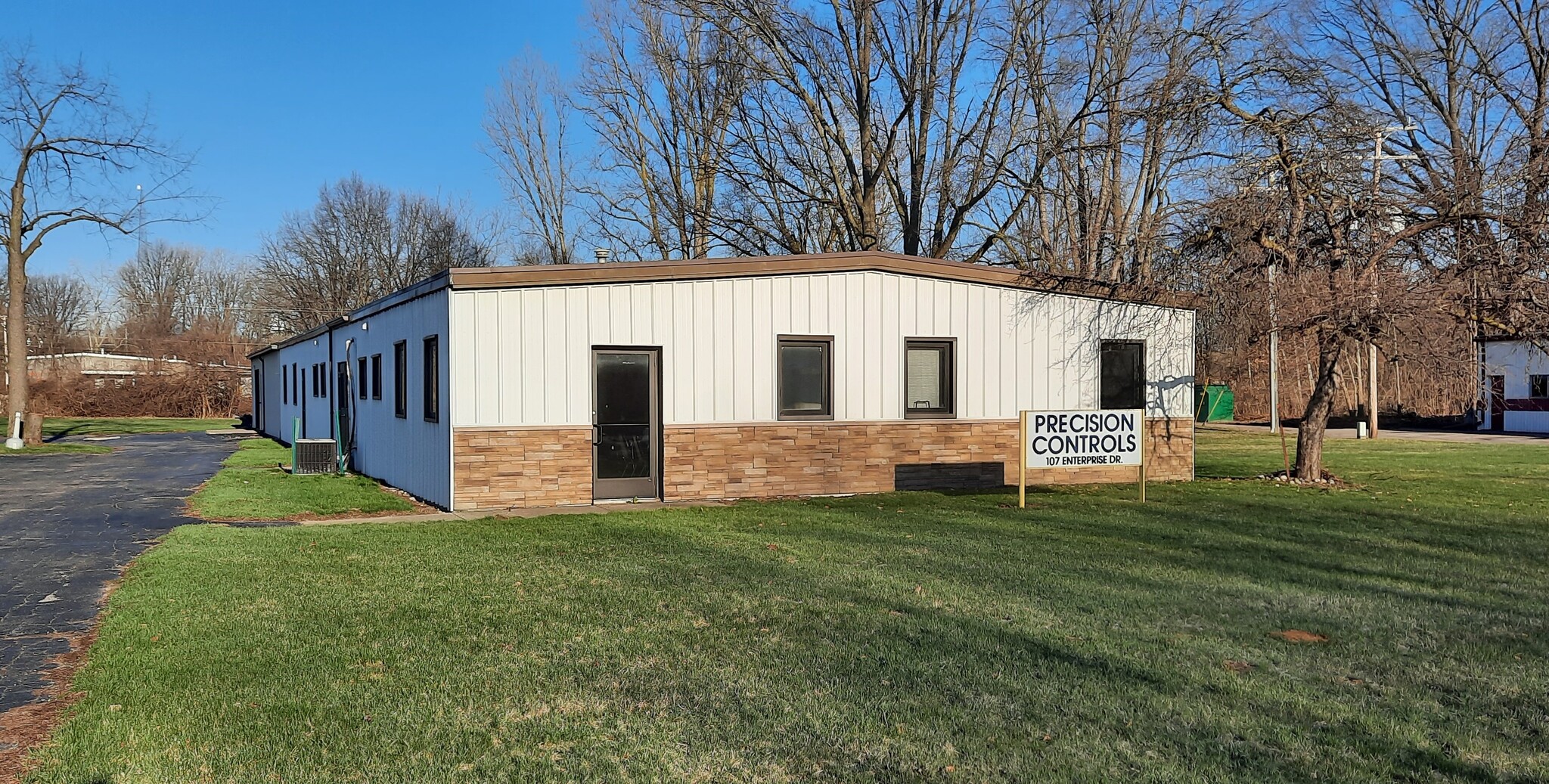 107 Enterprise Dr, Ann Arbor, MI for Sale