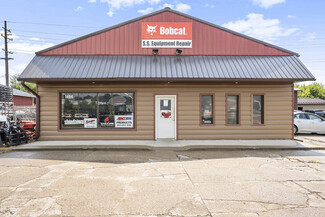 Lapeer, MI Showroom - 1404 Imlay City Rd