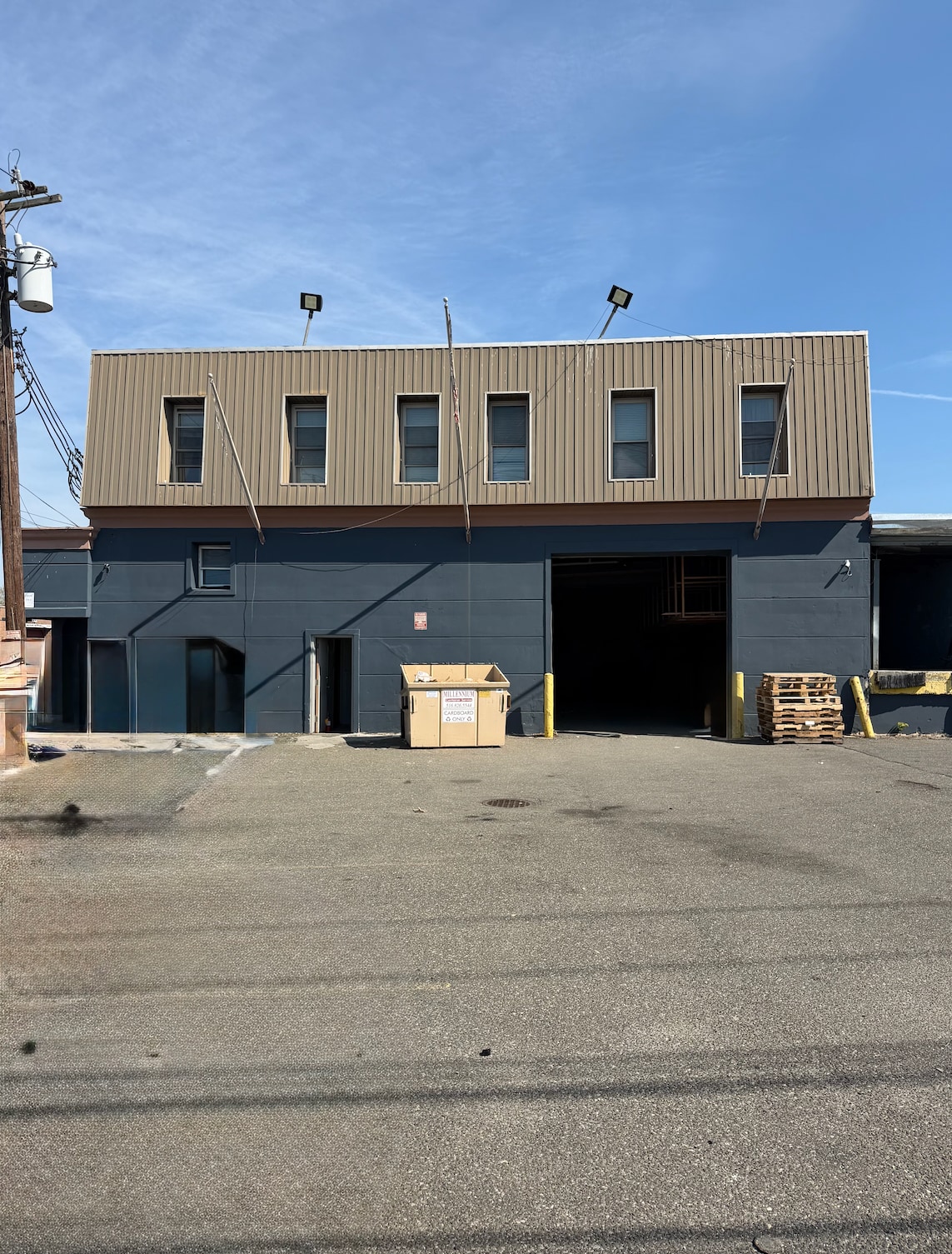 118 Allen Blvd, Farmingdale, NY for Rent